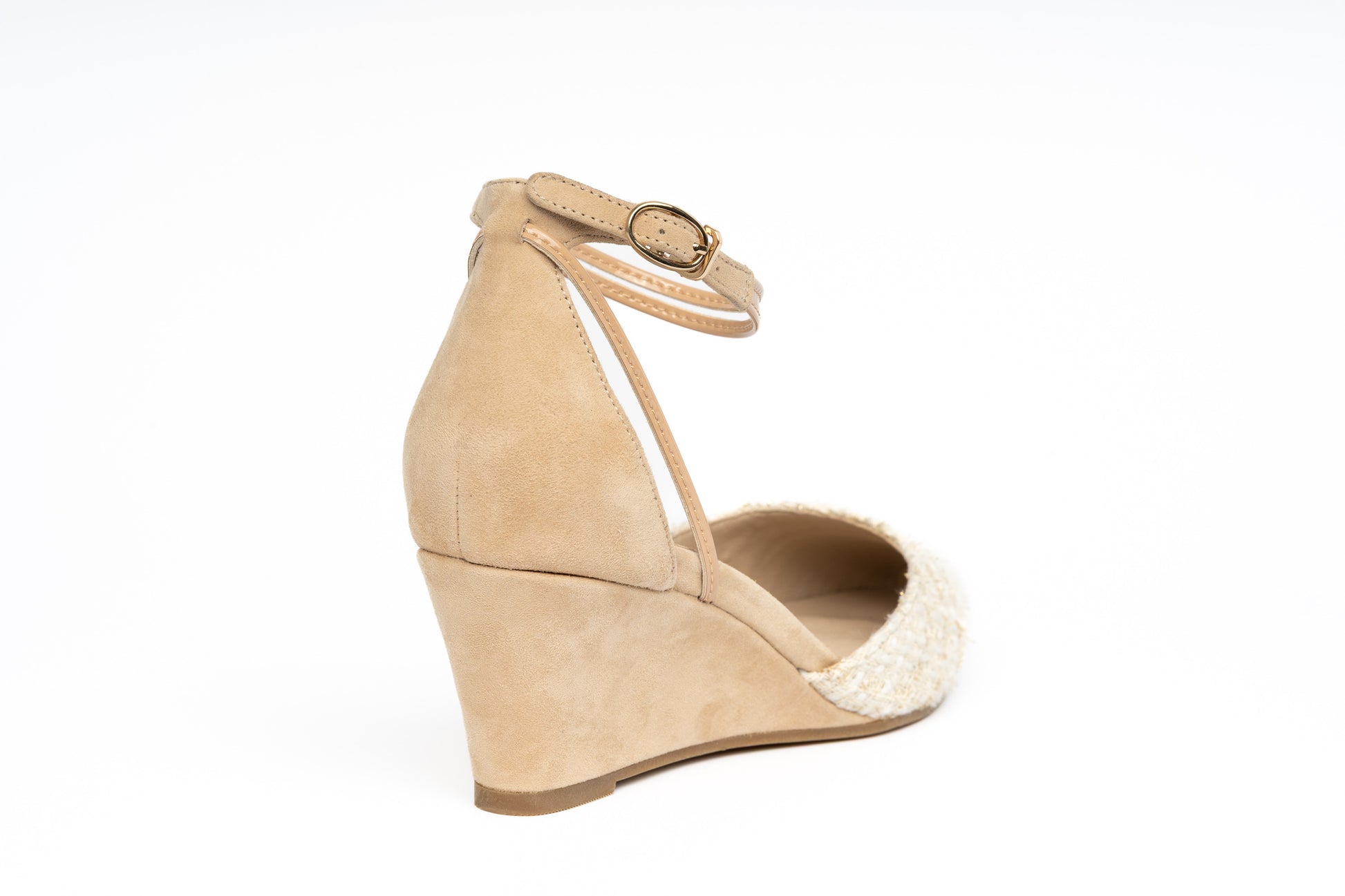 Landmark Pearl – 2″ White Tweed Wedge Heel with RoamFoam™ Comfort